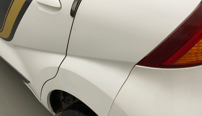 2017 Datsun Redi Go GOLD LIMITED EDITION, Petrol, Manual, 73,805 km, Left quarter panel - Slightly dented