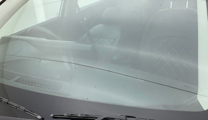 2020 KIA SELTOS HTK PLUS 1.5, Petrol, Manual, 48,577 km, Front windshield - Minor spot on windshield