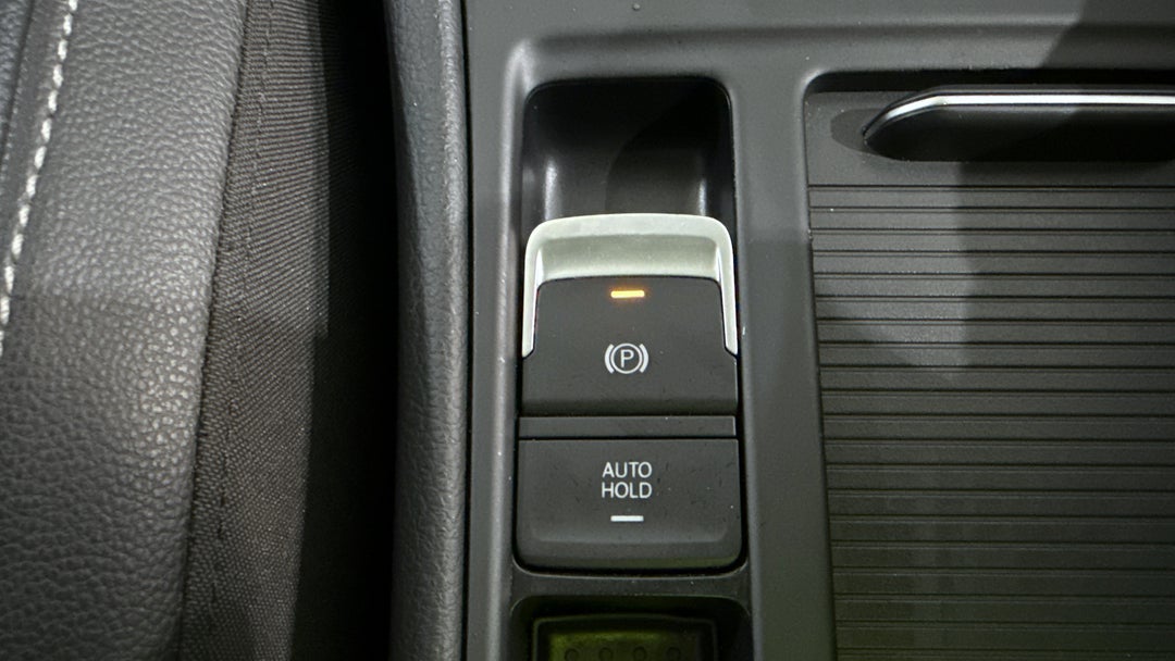 2018 Volkswagen Golf 110 Tsi Highline, Automatic, 85919 km, Handbrake