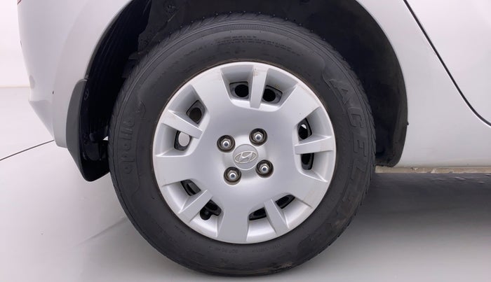 2013 Hyundai i20 MAGNA O 1.2, Petrol, Manual, 40,517 km, Right Rear Wheel