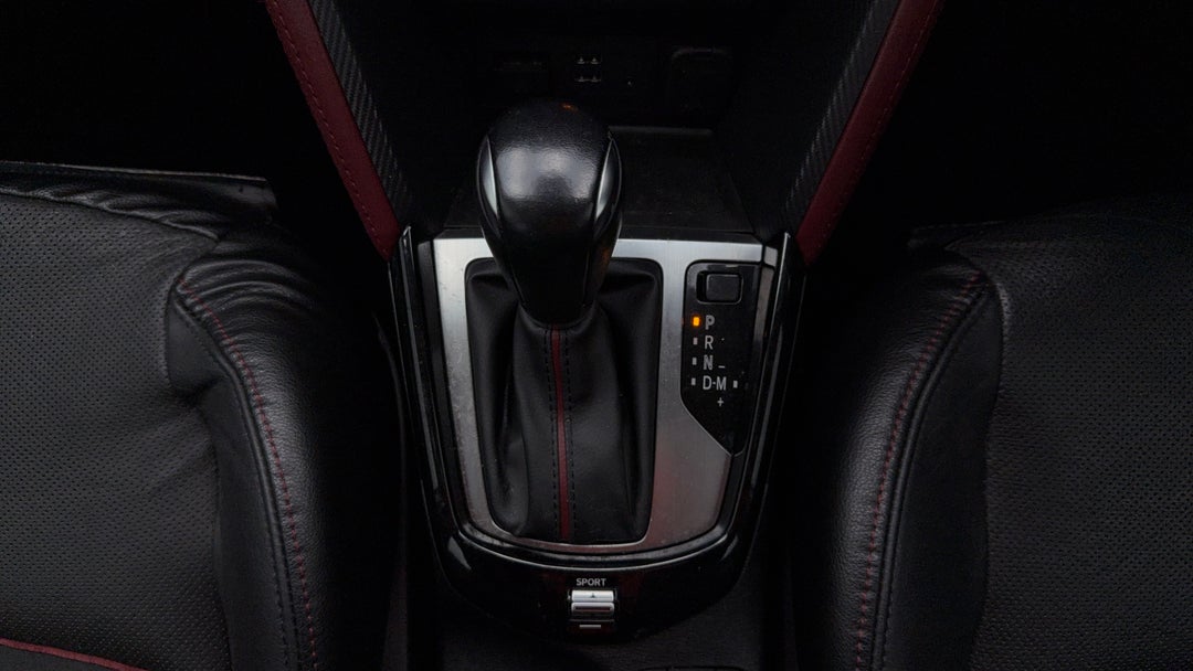 2017 Mazda CX-3 Akari (FWD), Automatic, 62060 km, Gear Lever 