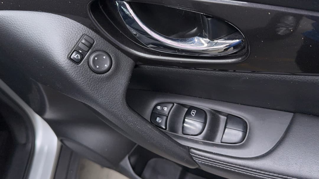 2021 Nissan X-trail St (2WD), Automatic, 99302 km, Drivers Side Door Panel Controls