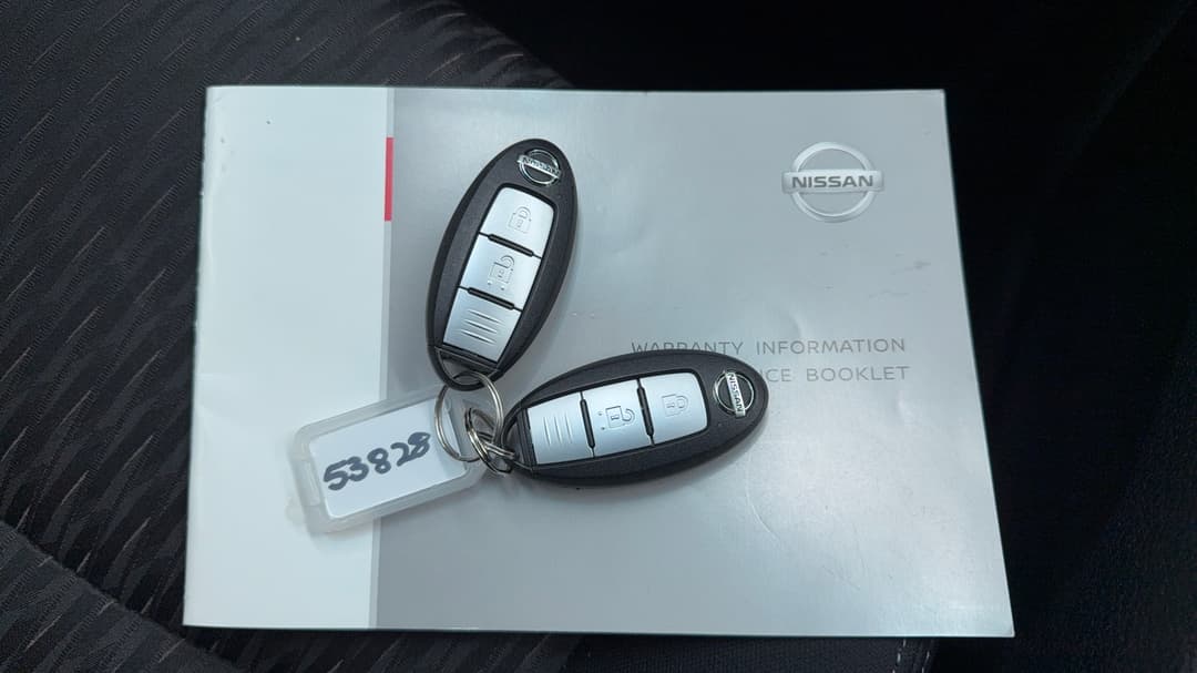 2021 Nissan X-trail St (2WD), Automatic, 99302 km, Key Close-up