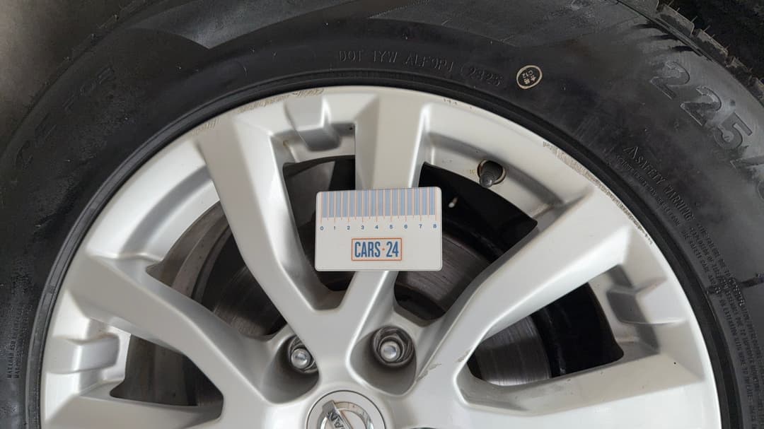 2021 Nissan X-trail St (2WD), Automatic, 99302 km, Wheels Rim Front RHS Gutter Rash