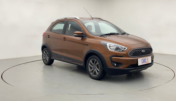 2018 Ford FREESTYLE TITANIUM 1.2 TI-VCT MT, Petrol, Manual, 31,880 km, Right Front Diagonal