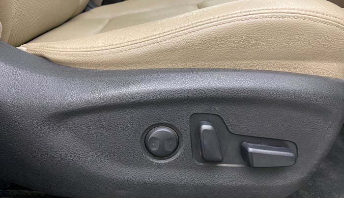 2019 Hyundai Tucson 2WD AT GL OPT PETROL, Petrol, Automatic, 40,083 km, Driver Side Adjustment Panel