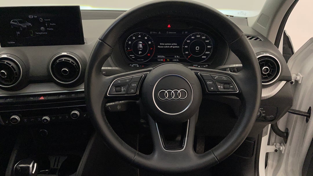 2022 Audi Q2 35 Tfsi, Automatic, 30520 km, Steering Wheel Close-up