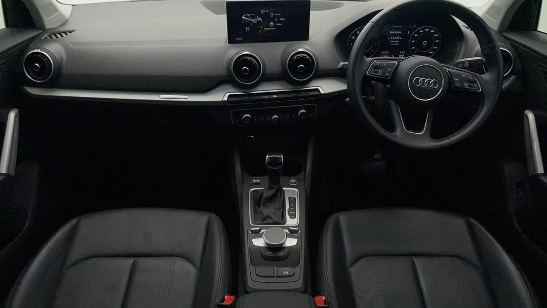 2022 Audi Q2 35 Tfsi, Automatic, 30520 km, Center Console