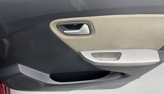 2017 Maruti Alto K10 VXI P, Petrol, Manual, 33,768 km, Driver Side Door Panels Control