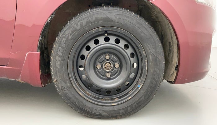 2014 Maruti Ciaz VDI, Diesel, Manual, 86,623 km, Right Front Wheel