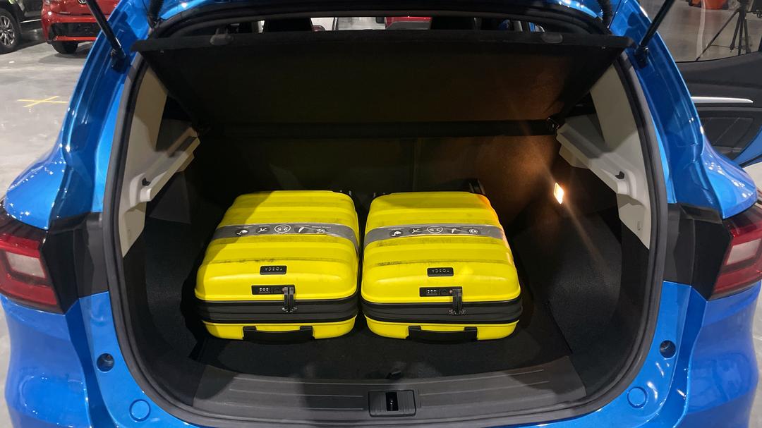 2023 MG ZS Excite, Automatic, 18555 km, Boot Inside View with Luggage