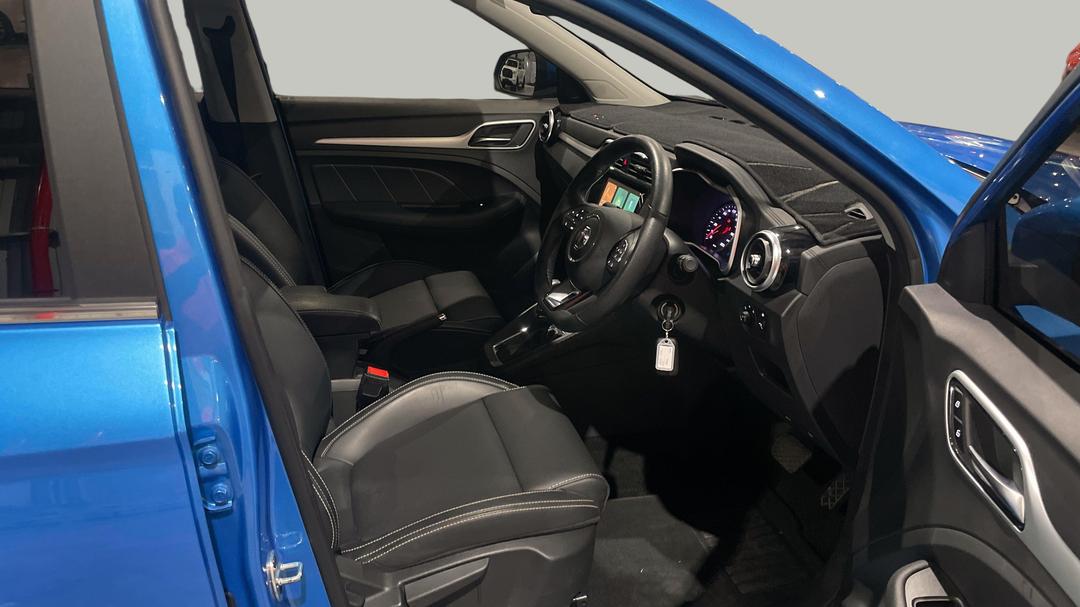 2023 MG ZS Excite, Automatic, 18555 km, Right Side Front Door Cabin View