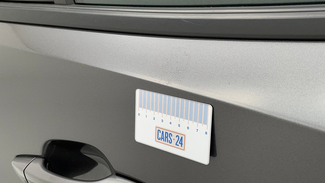 Doors Rear RHS Paint oxidation