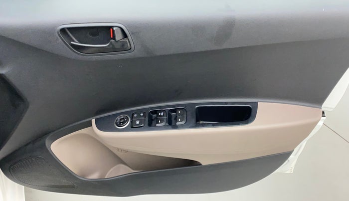 2017 Hyundai Grand i10 MAGNA 1.2 KAPPA VTVT, Petrol, Manual, 22,160 km, Driver Side Door Panels Control