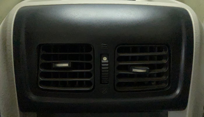 2015 Mahindra Scorpio S8, Diesel, Manual, 60,362 km, Rear AC Vents