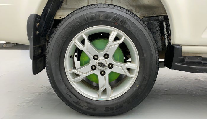 2015 Mahindra Scorpio S8, Diesel, Manual, 60,362 km, Right Rear Wheel