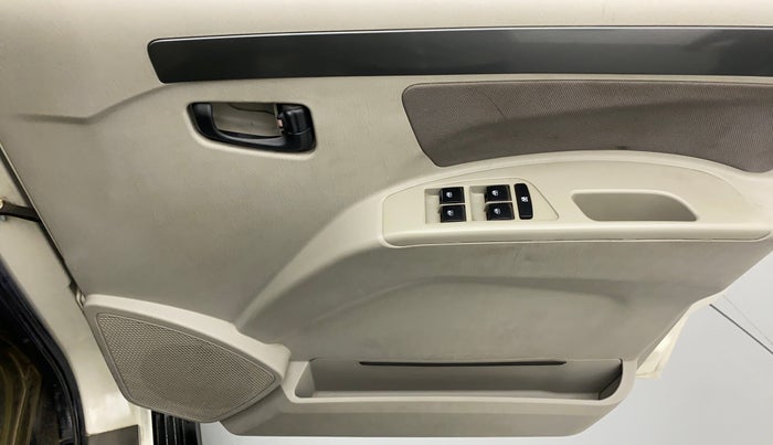 2015 Mahindra Scorpio S8, Diesel, Manual, 60,362 km, Driver Side Door Panels Control