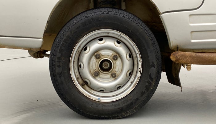 2015 Maruti OMNI E STD, Petrol, Manual, 65,101 km, Left Front Wheel