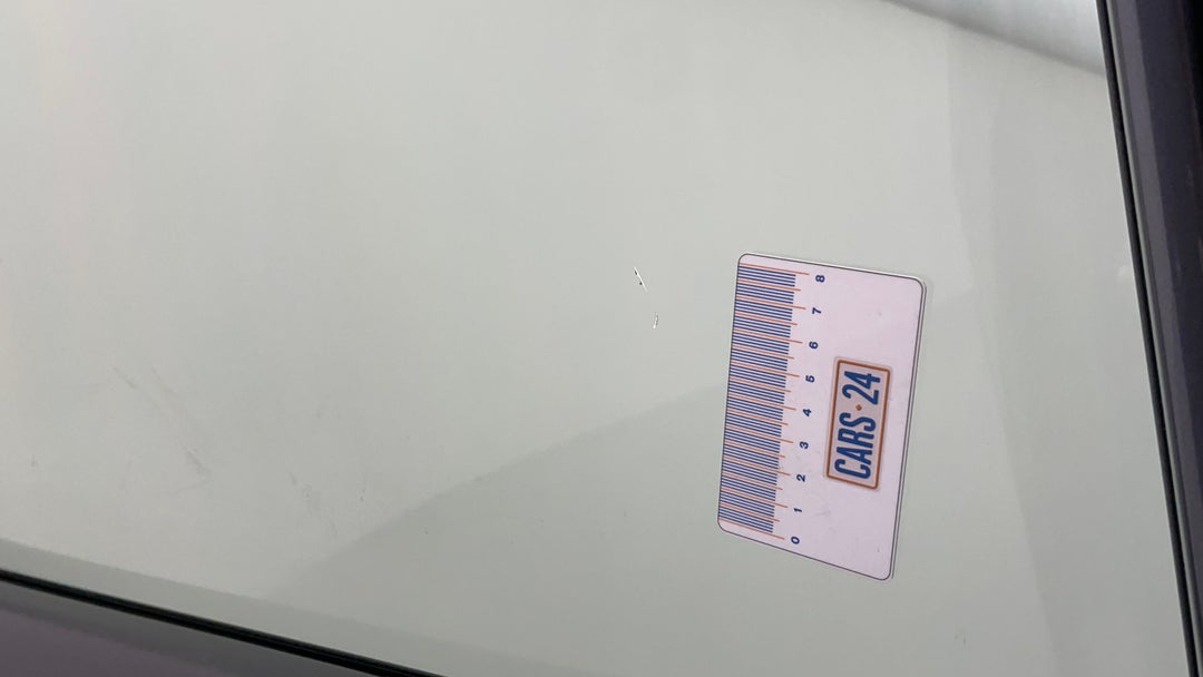 Window Glass Rear LHS Tinting Scratched