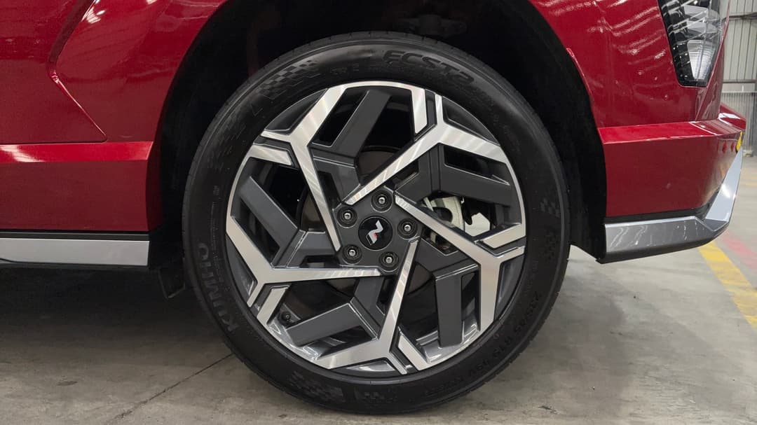 2023 Hyundai Kona N Line, Automatic, 22551 km, Left Rear Wheel