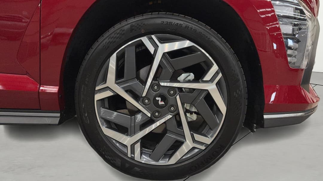 2023 Hyundai Kona N Line, Automatic, 22551 km, Right Front Wheel