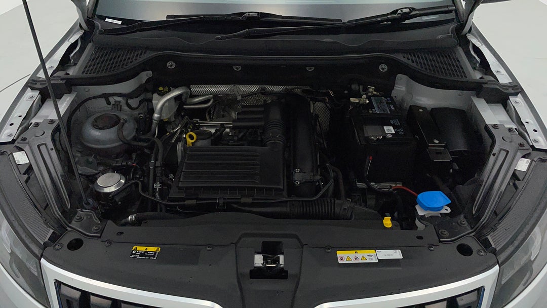 Open Bonnet (Engine)