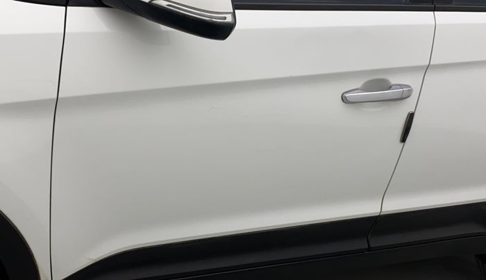 2016 Hyundai Creta SX PLUS AT 1.6 PETROL, Petrol, Automatic, 77,051 km, Front passenger door - Slightly dented