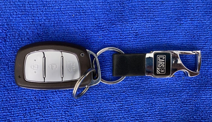 2016 Hyundai Creta SX PLUS AT 1.6 PETROL, Petrol, Automatic, 77,051 km, Key Close Up
