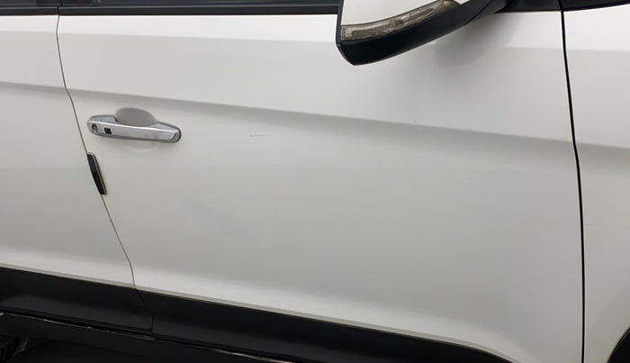 2016 Hyundai Creta SX PLUS AT 1.6 PETROL, Petrol, Automatic, 77,051 km, Driver-side door - Minor scratches