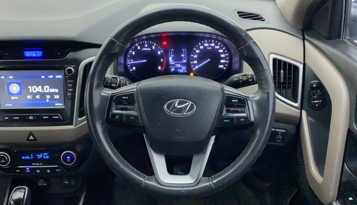 2016 Hyundai Creta SX PLUS AT 1.6 PETROL, Petrol, Automatic, 77,051 km, Steering Wheel Close Up