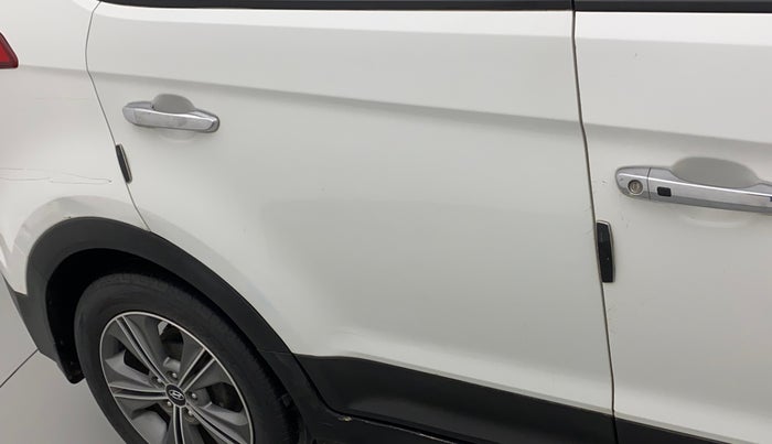 2016 Hyundai Creta SX PLUS AT 1.6 PETROL, Petrol, Automatic, 77,051 km, Right rear door - Paint has faded