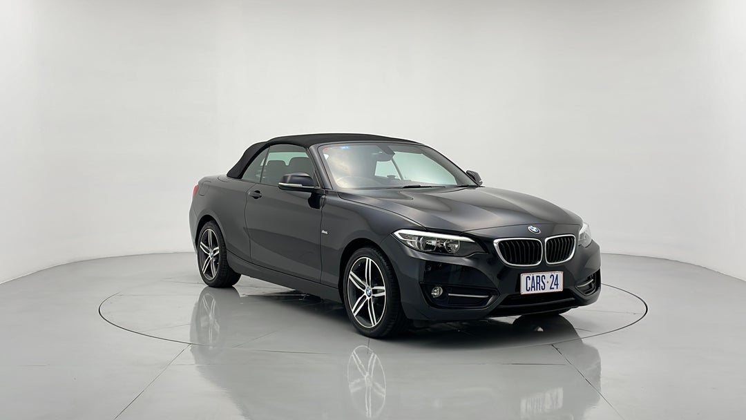 Right Front Diagonal (45- Degree) View