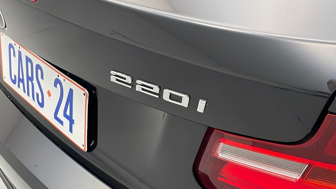 Badge (Boot Right Side)