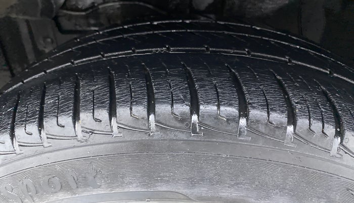 2017 Maruti Vitara Brezza VDI OPT, Diesel, Manual, 61,681 km, Left Front Tyre Tread