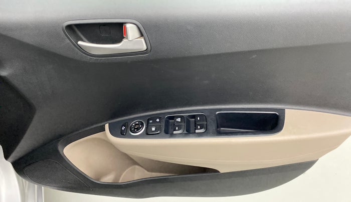 2014 Hyundai Grand i10 SPORTZ 1.2 KAPPA VTVT, Petrol, Manual, 48,507 km, Driver Side Door Panels Control