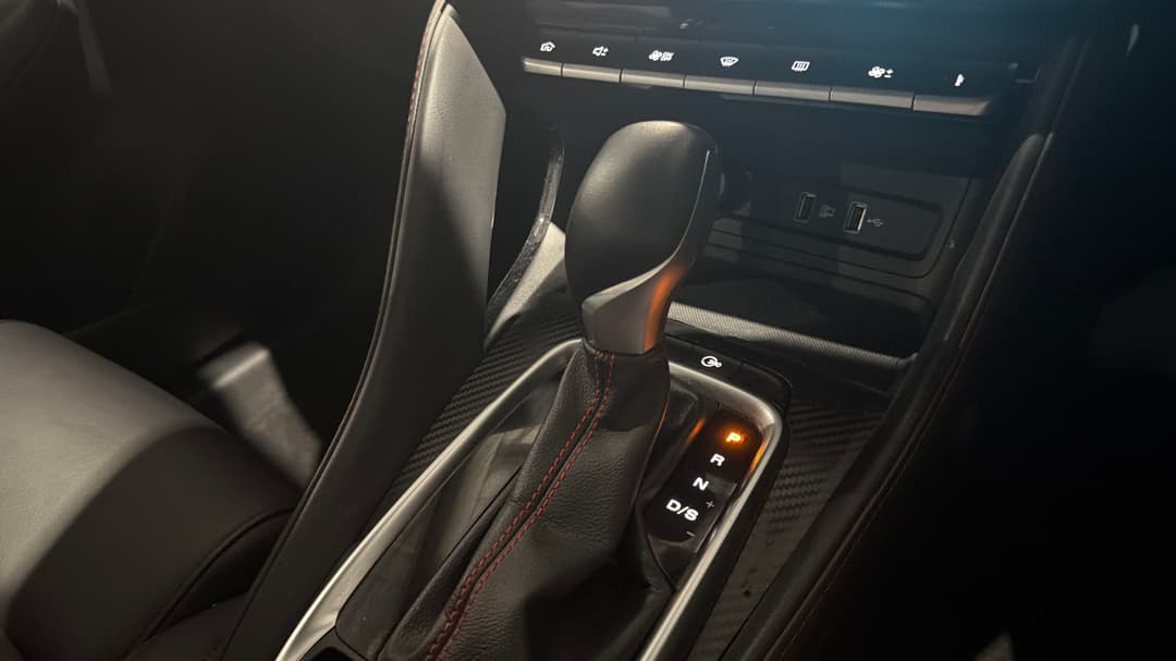 2025 MG Zst Vibe, Automatic, 16019 km, Gear Lever 