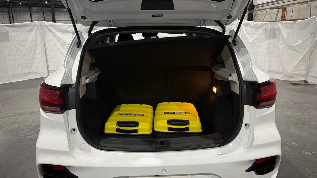 2025 MG Zst Vibe, Automatic, 16019 km, Boot Inside View with Luggage