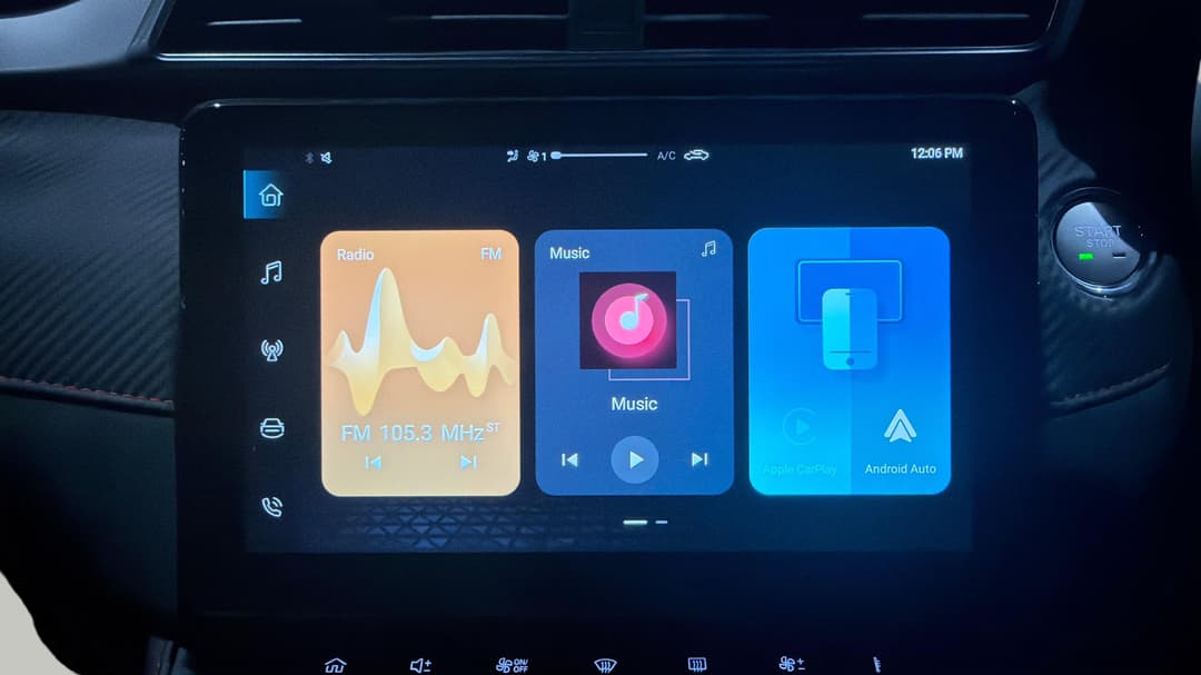 2025 MG Zst Vibe, Automatic, 16019 km, Infotainment System