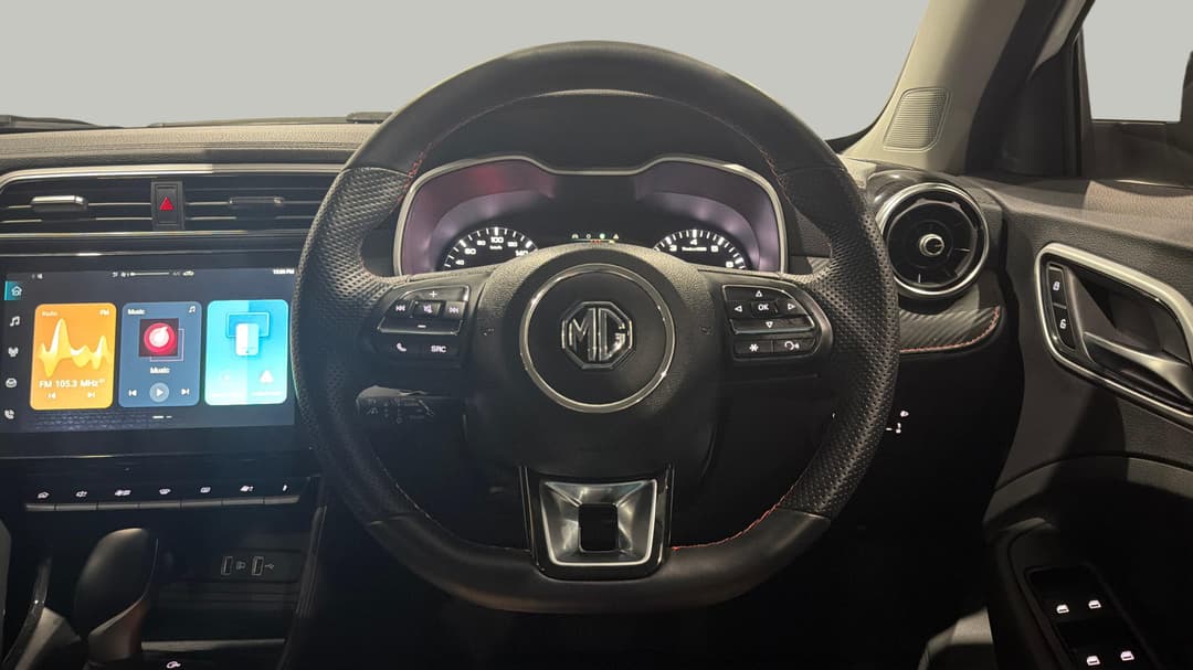 2025 MG Zst Vibe, Automatic, 16019 km, Steering Wheel Close-up