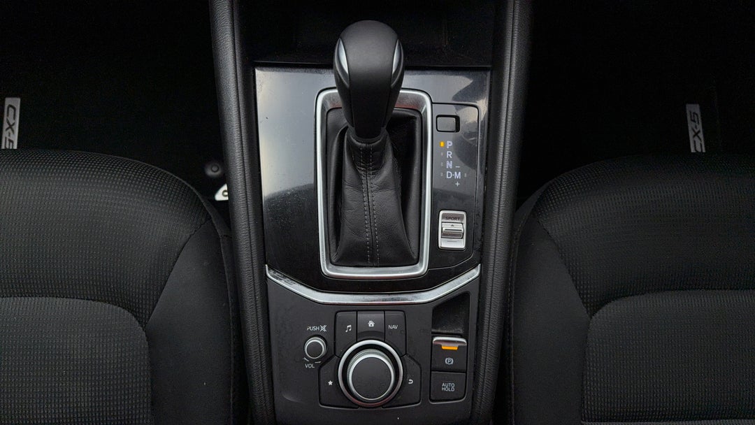 2021 Mazda CX-5 Maxx Sport (fwd), Automatic, 56868 km, Gear Lever 