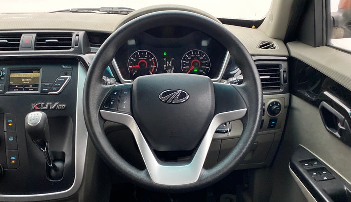 2016 Mahindra Kuv100 K8 6 STR, Petrol, Manual, 61,471 km, Steering Wheel Close Up