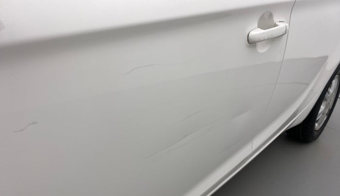 2012 Hyundai i20 SPORTZ 1.2 VTVT, Petrol, Manual, 71,728 km, Front passenger door - Minor scratches