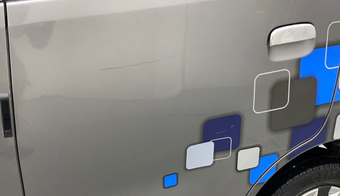 2014 Maruti Wagon R 1.0 LXI CNG, CNG, Manual, 1,11,834 km, Rear left door - Slightly dented