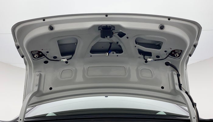 2018 Hyundai Xcent SX 1.2, Petrol, Manual, 24,699 km, Boot Door Open