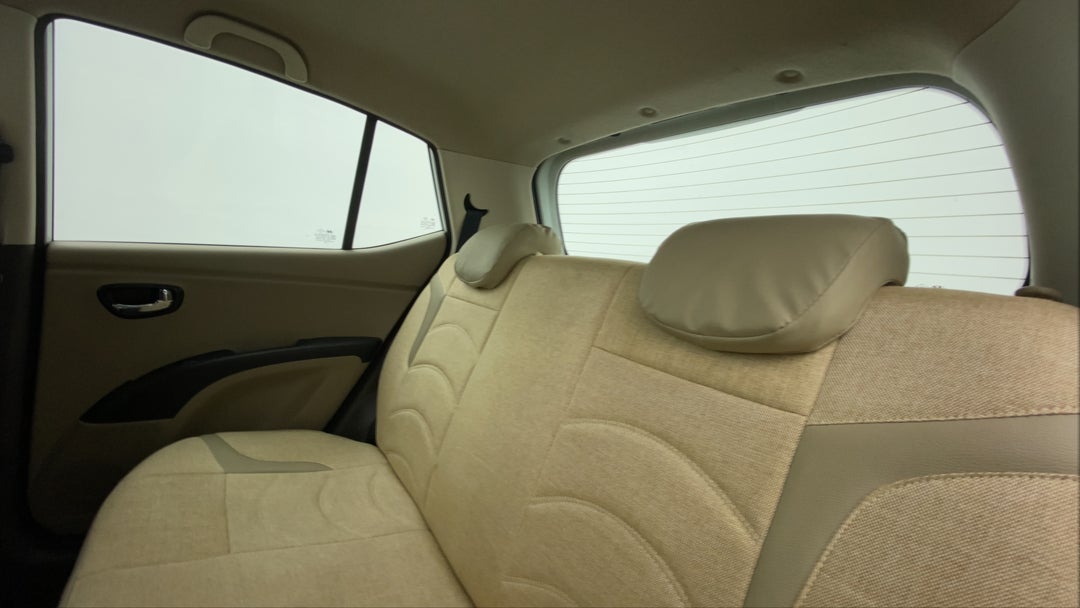 Right Side Rear Door Cabin