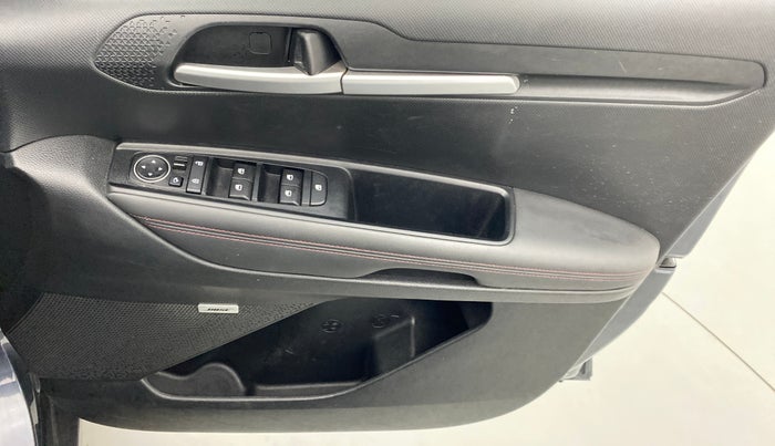 2020 KIA SONET GTX PLUS DCT 1.0, Petrol, Automatic, 15,230 km, Driver Side Door Panels Control