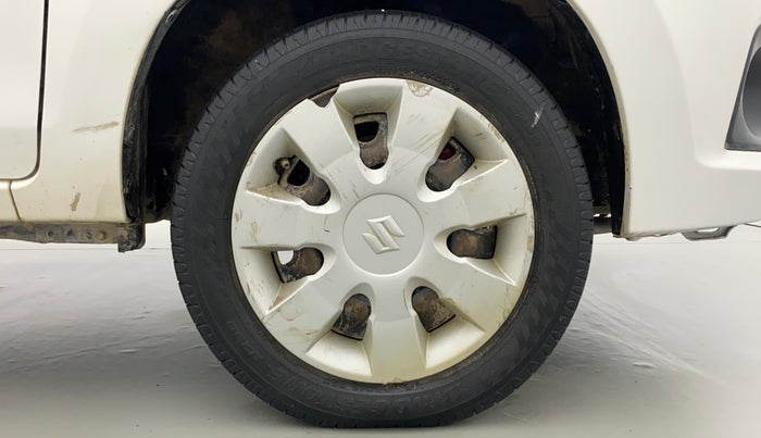 2017 Maruti Alto K10 VXI P, Petrol, Manual, 67,165 km, Right Front Wheel