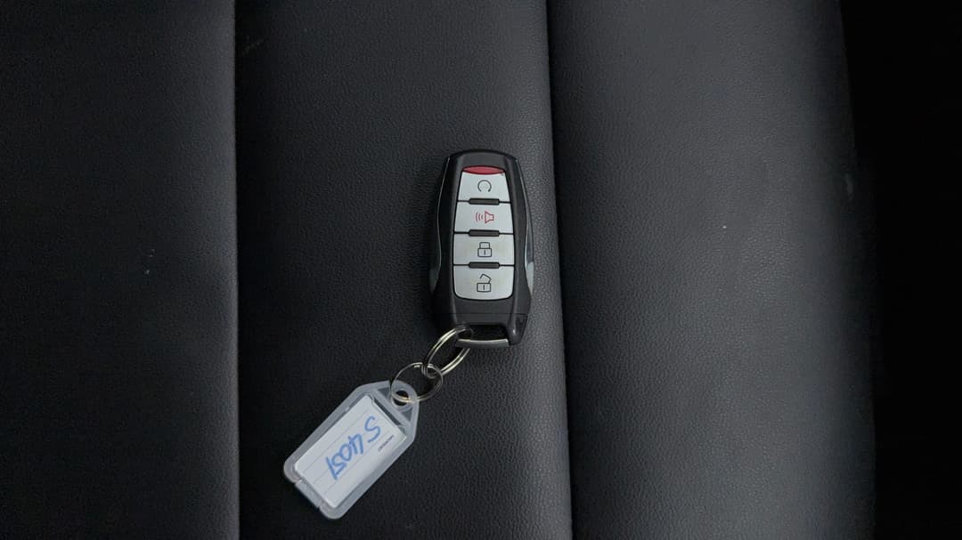 2022 GWM Ute Cannon-l (4x4), Automatic, 67098 km, Key Close-up