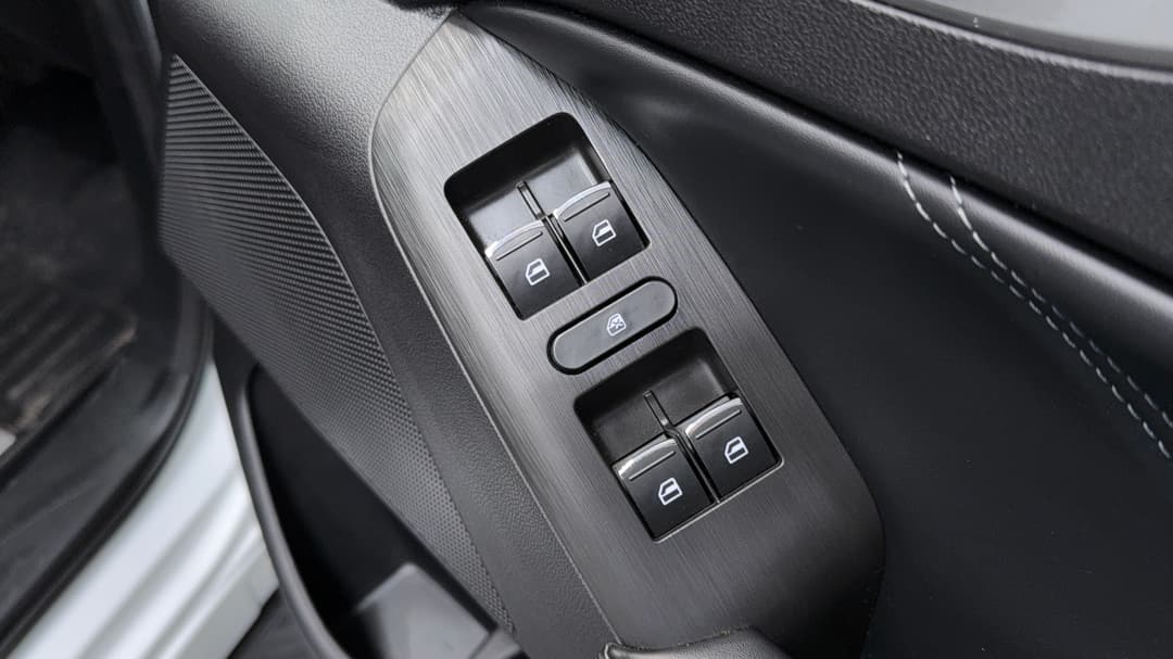 2022 GWM Ute Cannon-l (4x4), Automatic, 67098 km, Drivers Side Door Panel Controls
