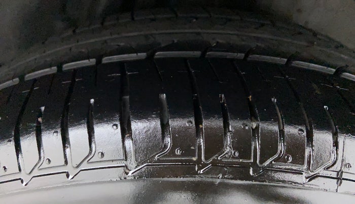 2017 Honda City ZX CVT, Petrol, Automatic, 73,786 km, Left Rear Tyre Tread